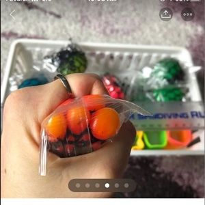 Color changing squish ball NEW! 2 for $8